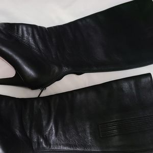 Christian louboutin knee boots